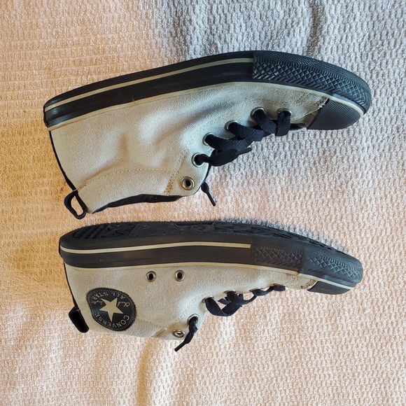 Converse All Star US Sz 6 Tan Canvas & Black Soles Black Laces High Top EUC - Picture 7 of 9